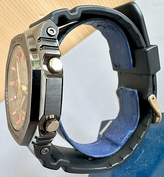 ♪♪美品 動作OK CASIO　カシオ　腕時計　G-SHOCK　G-ショック　5611　GM-2100CH　♪♪_画像4