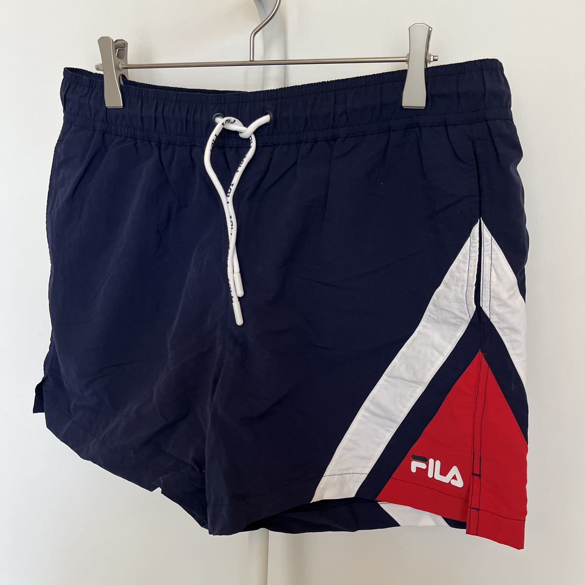 FILA フィラ　メンズスイムトランクス　M-ML メンズスイムウエア　ビーチウエア　ショートパンツ　ネイビー　男性水着_画像4