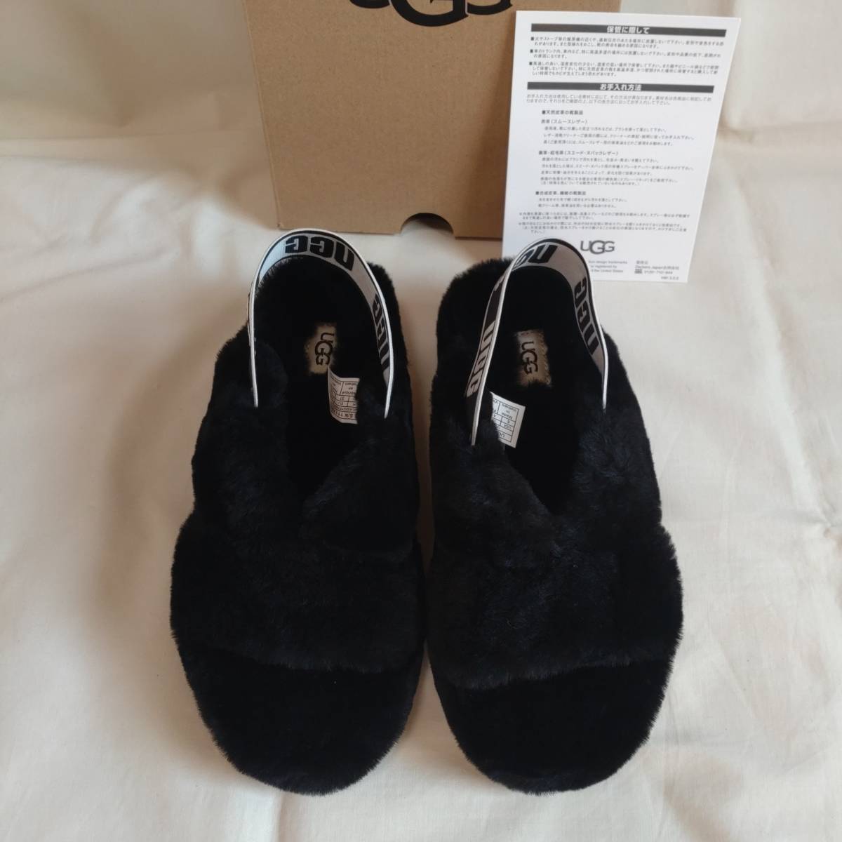 CLASSY掲載◆新品 UGG アグ サンダル Fab Yeah ムートン ファー フラット ブラック バックストラップ US6/23cm 定価16,500円 国内正規品_画像5