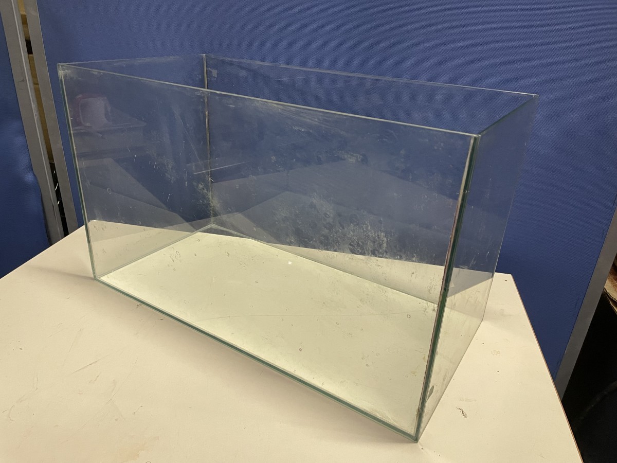 オール ガラス 水槽 横60×奥行き30×高さ36cm 60L 観賞 熱帯魚 淡水 海水_画像3