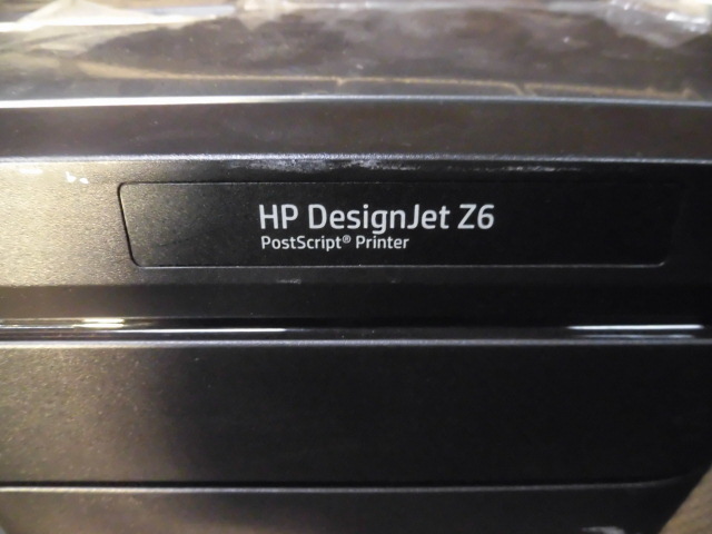 [A18923] HP Designjet Z6 B0モデル(T8W16A) 2018年製 大判インクジェットプリンター▼現状品 通電確認 ☆引取限定_画像6