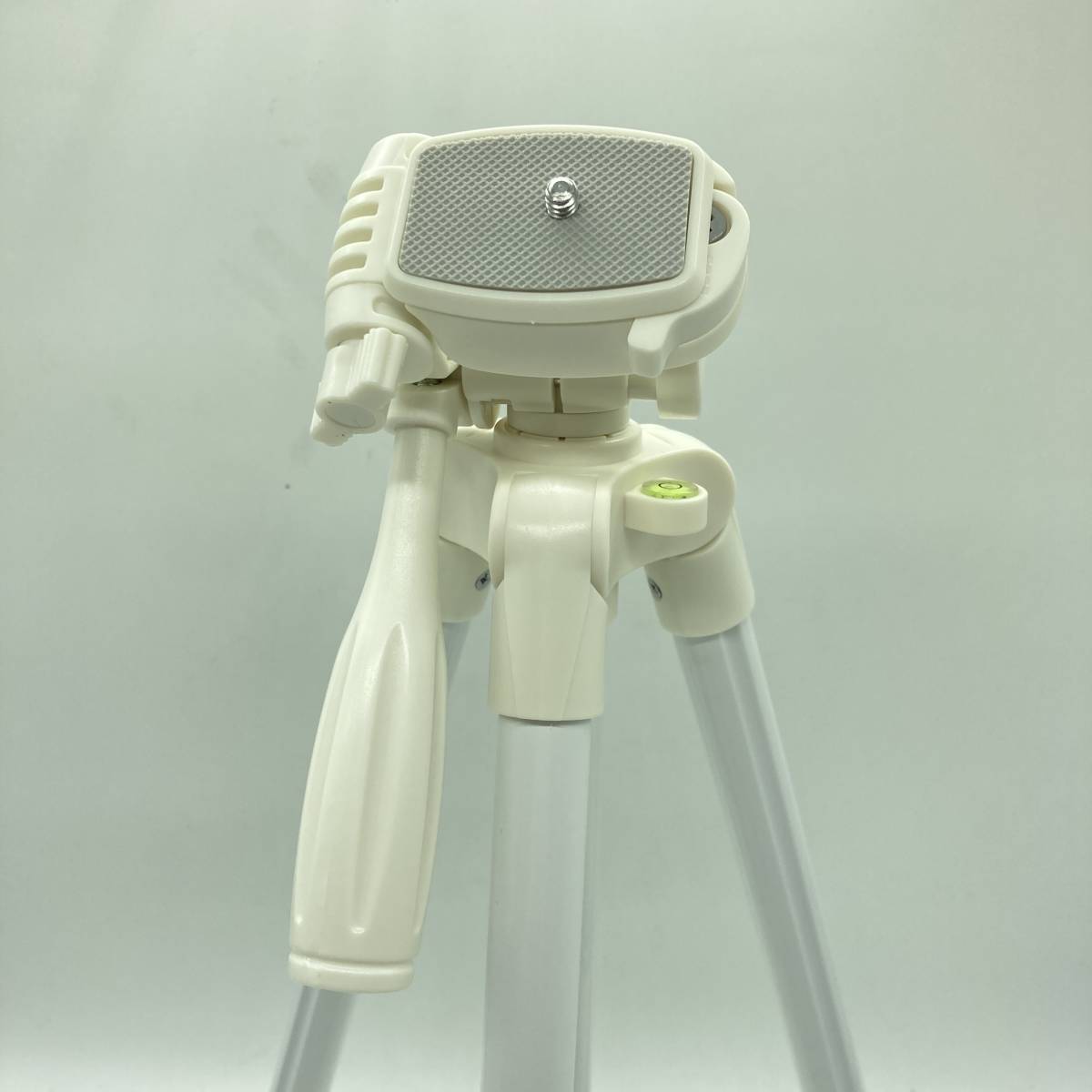 TRIPOD カメラ三脚 スマホ三脚 スマートフォン 三脚 ポータブルミニ三脚 ホワイト /Y14595-K1_画像2