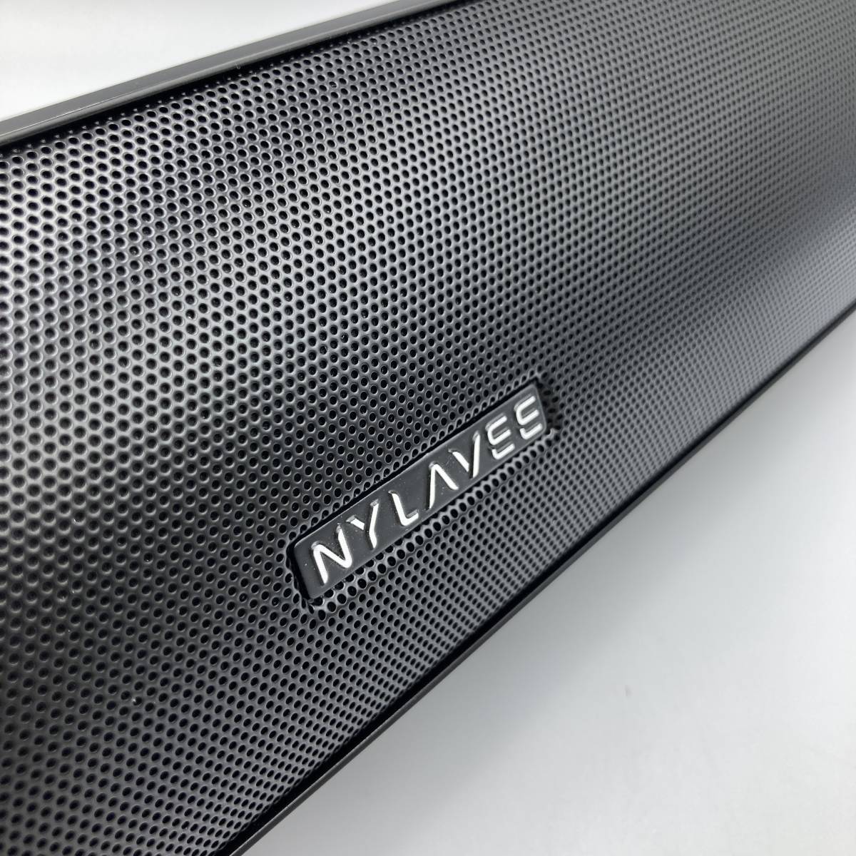 【動作確認済】Nylavee PCスピーカー サウンドバー Bluetooth5.0 & AUX接続 4つのスピーカーユニット LEDライト搭載 /Y14956-W2_画像2