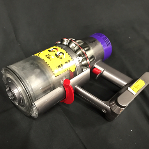 Dyson Cyclone V10 ダイソン SV12コードレスクリーナー 掃除機 家電 通電動作確認済_画像2