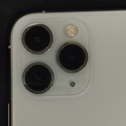 1円 docomo Apple iPhone 11 Pro MWC82J/A 256GB シルバー スマホ 本体_画像6