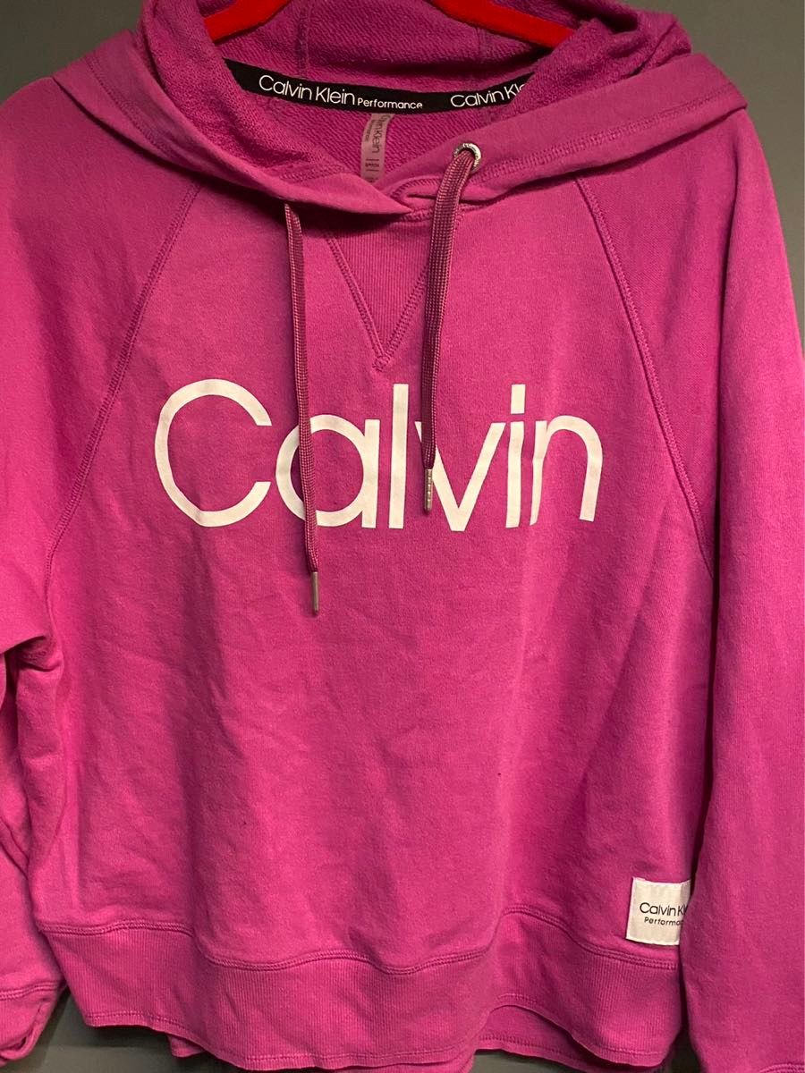 カルバンクライン Calvin Klein  プルオーバー フーディ パーカー