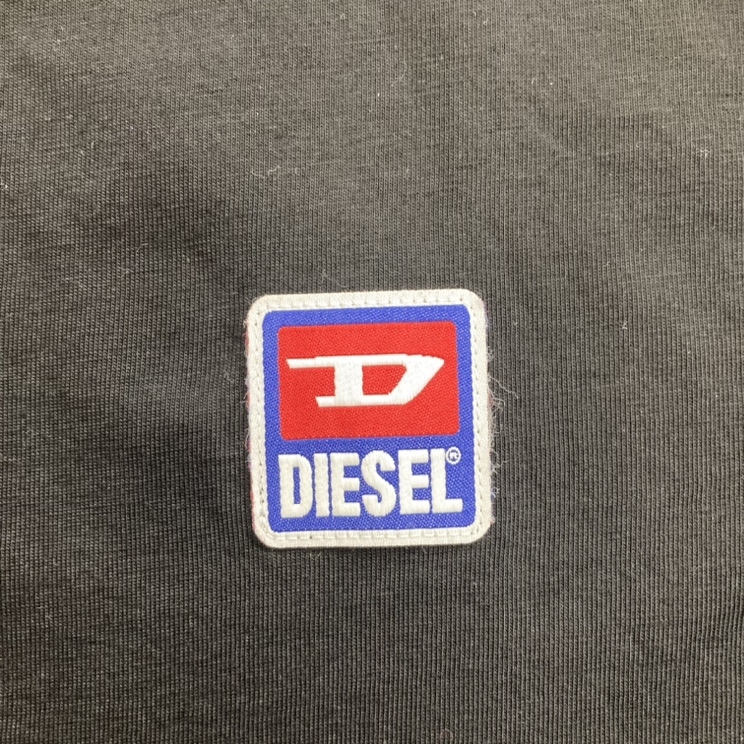 DIESEL　ディーゼル　T-DIEGOS　半袖Tシャツ　ワンポイント　Sサイズ　ブラック　黒　綿100%　Ｔシャツ　カットソー　メンズ_画像4