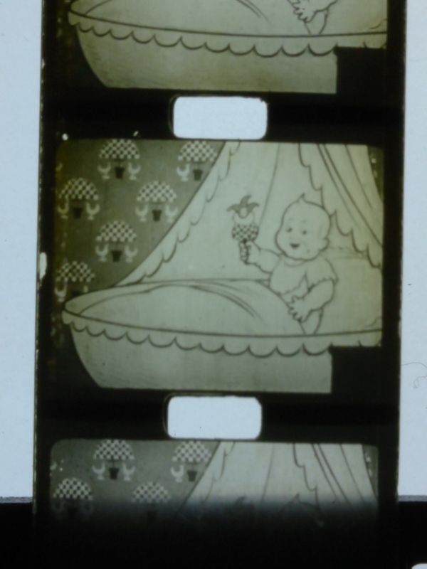 戦前 パテベビー 9.5ｍｍフィルム アニメ ゆりかごの中のトト 9mm半 Pathe-Baby 9.5 mm film TOTO in his cradel_画像3