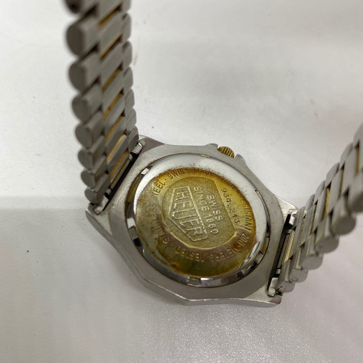 c*★中古品　タグホイヤー HEUER 3000 QUARTZ 200 METERS professional 腕時計 ★_画像6