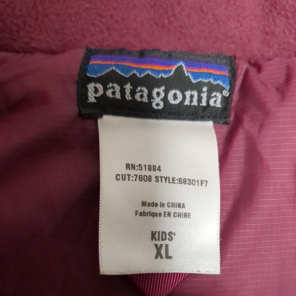 patagonia　パタゴニア　DOWN　ダウンジャケット　アウター ジャケット　サイズ キッズXL_画像4