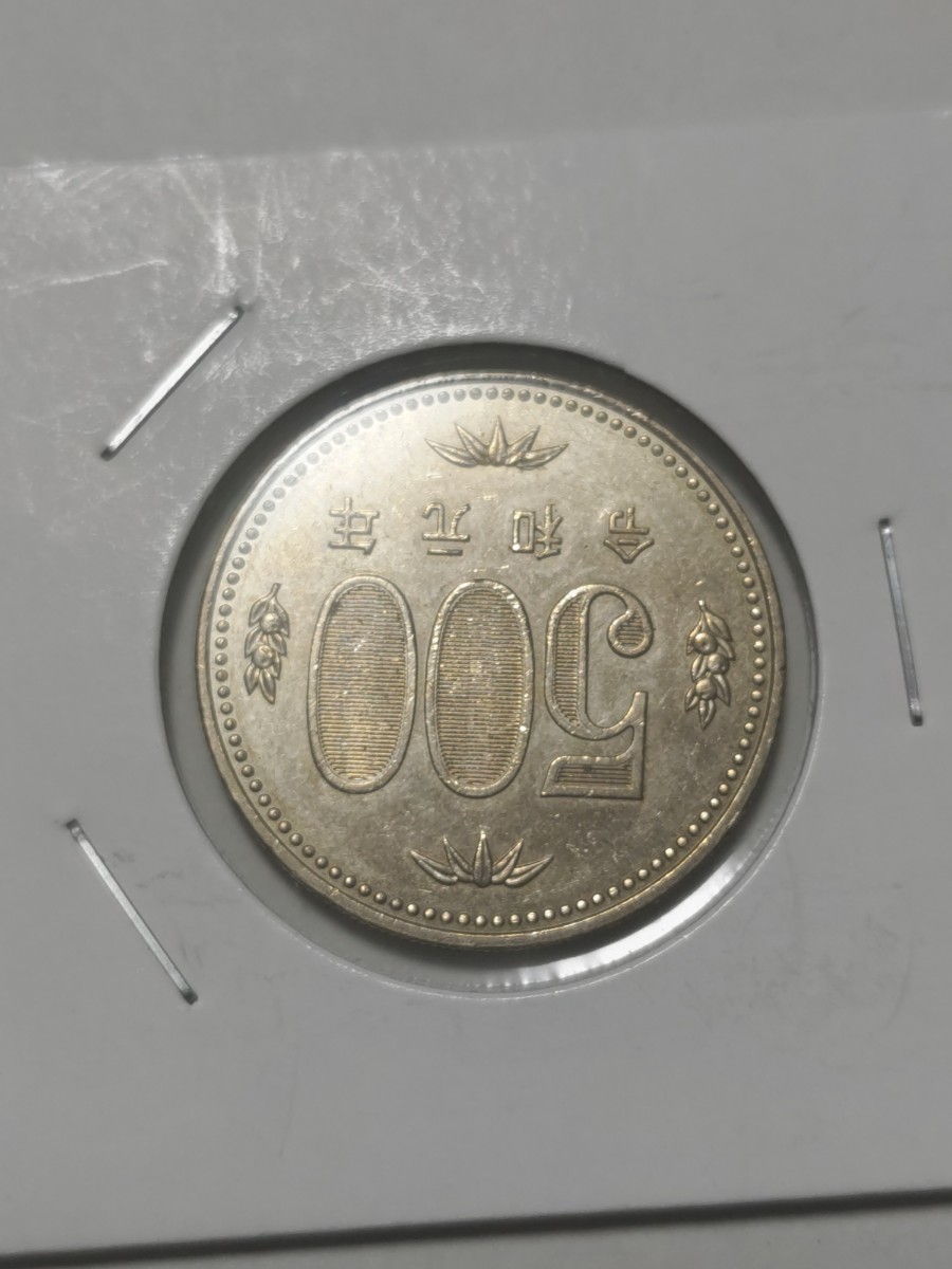 令和元年(2019年）　500円硬貨　ニッケル黄銅貨　1枚　pi22_画像3