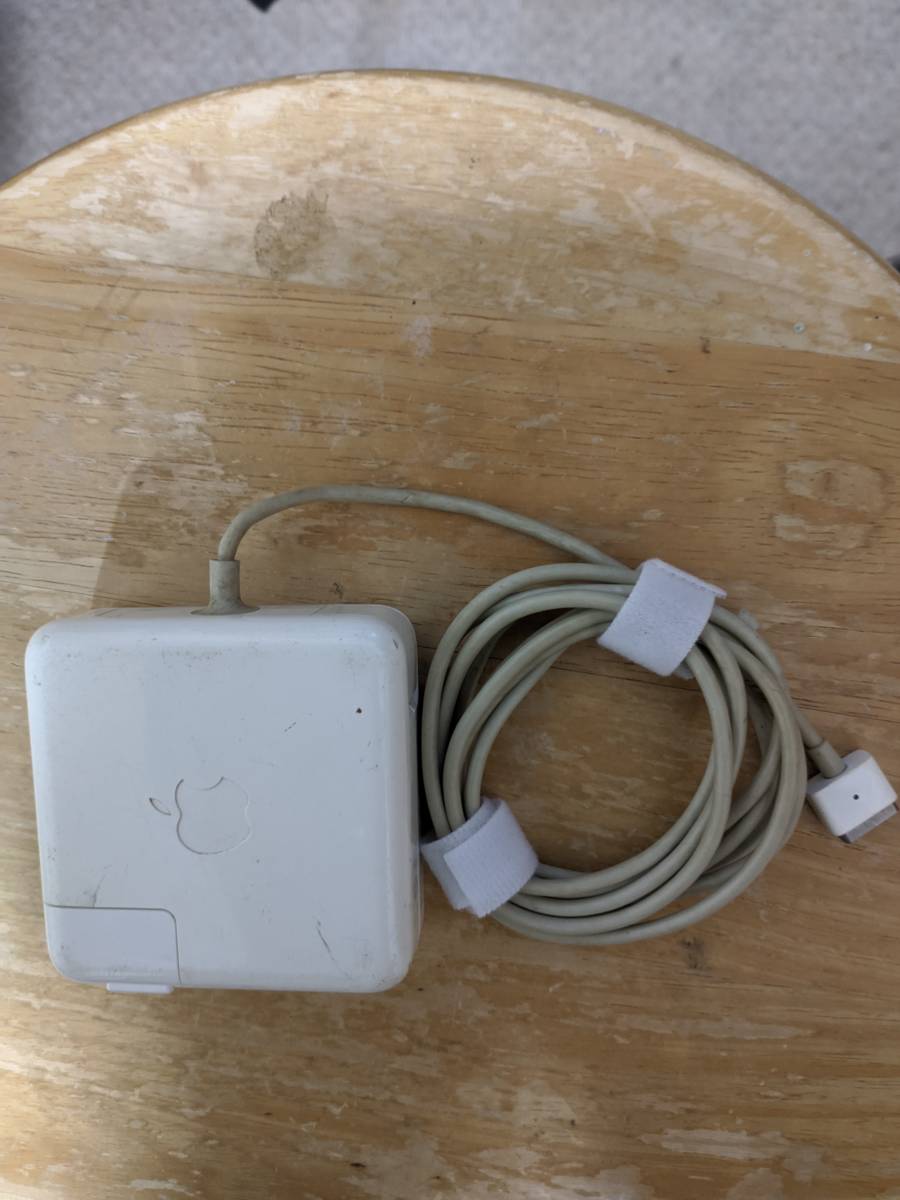 Apple 純正MagSafe Power Adapter 60w (Magsafe1仕様）_画像1