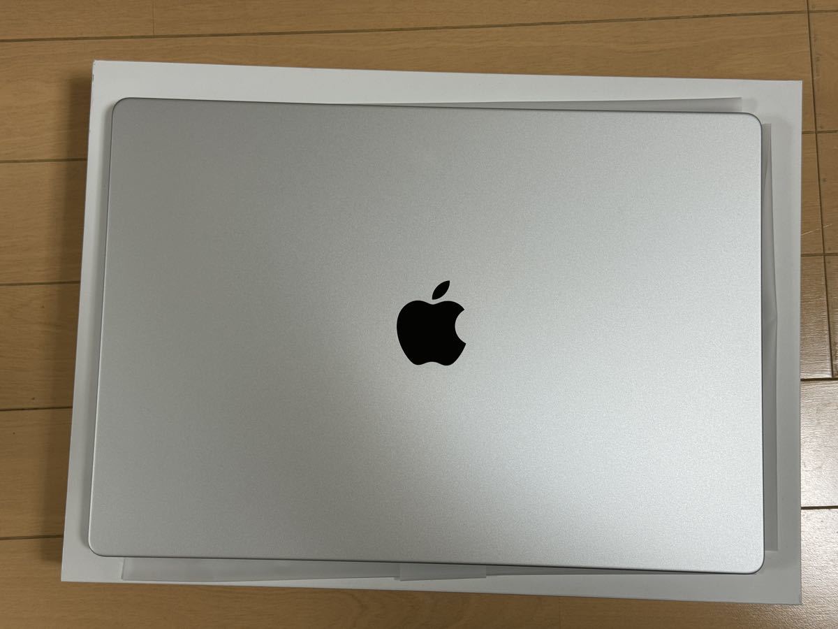 【使用時間1時間以内】MacBook Pro 2023 16インチ M3 Pro 36GB 1TB シルバー model A2991 Apple_画像5