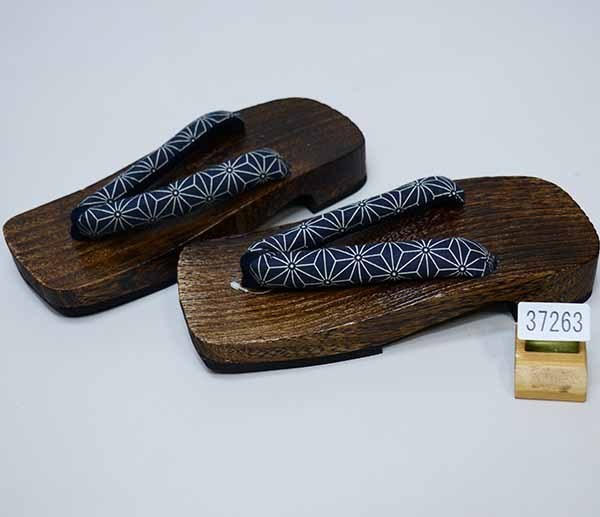  geta roasting . geta for man 26cm free size conform pair size 25.5cm~26.5cm flax. leaf new goods ( stock ) cheap rice field shop NO37263