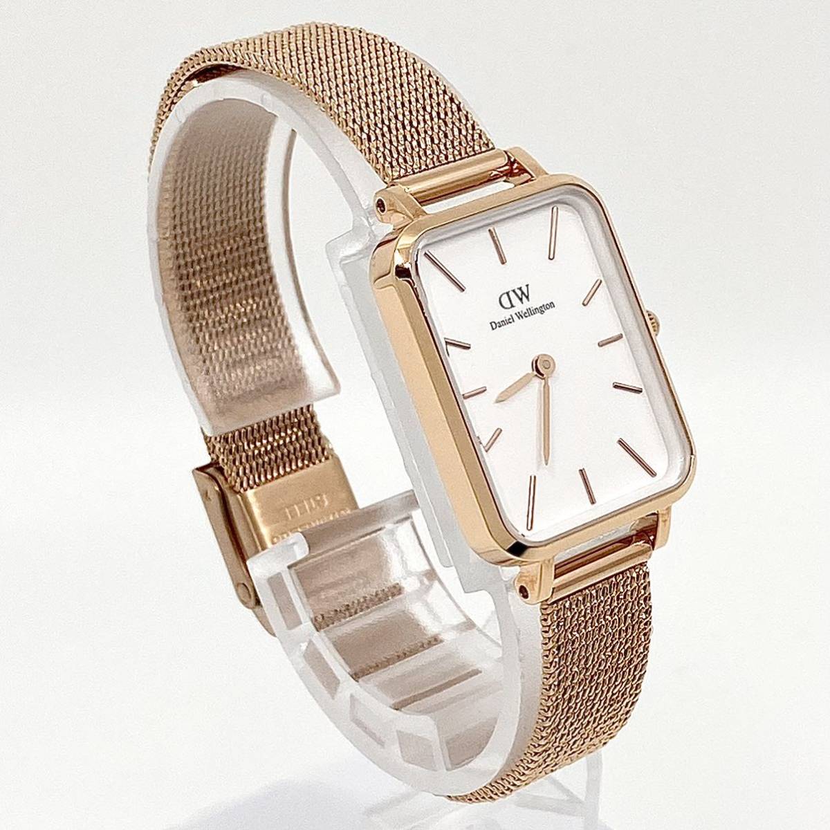美品 Daniel Wellington 腕時計 バーインデックス 2針 クォーツ quartz ホワイト ゴールド 白 金 ダニエルウェリントン Y411_画像3