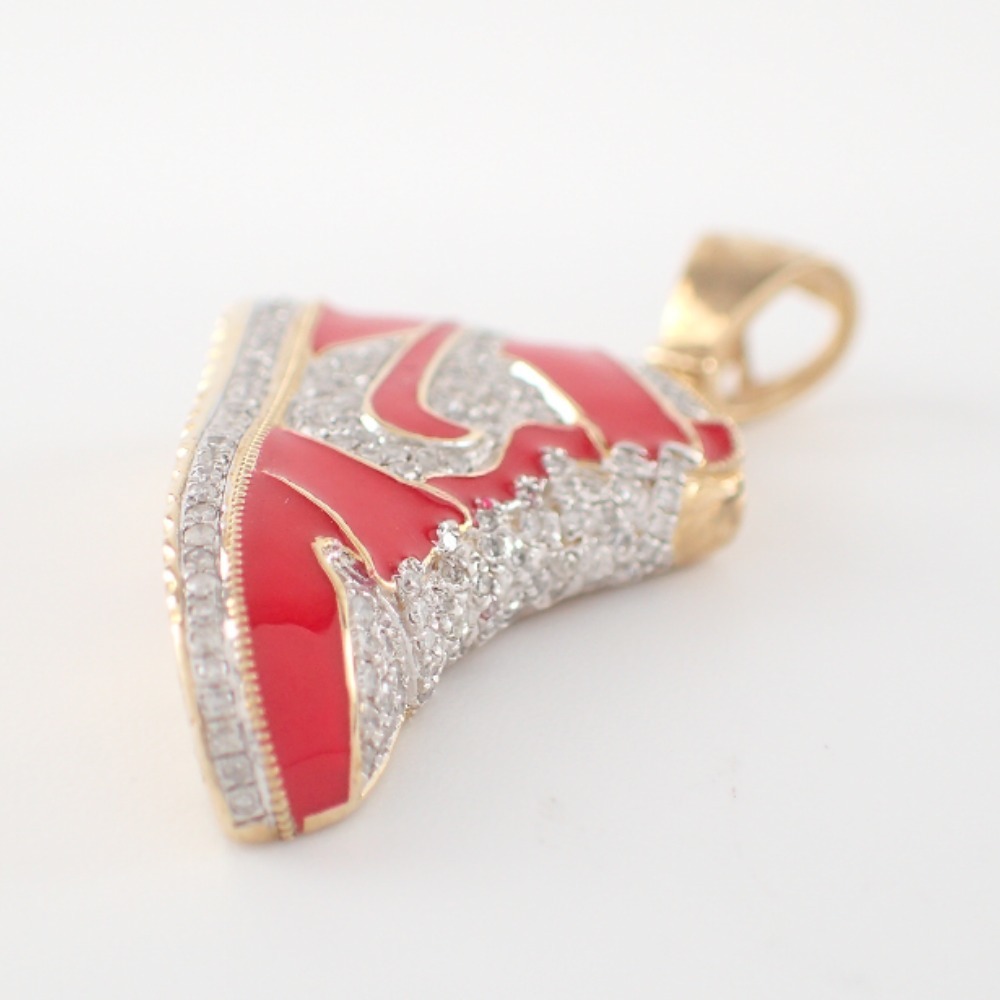AVALANCHEava lunch 1P7159 10K 0.62CT diamond sneakers motif pendant top red / yellow gold 