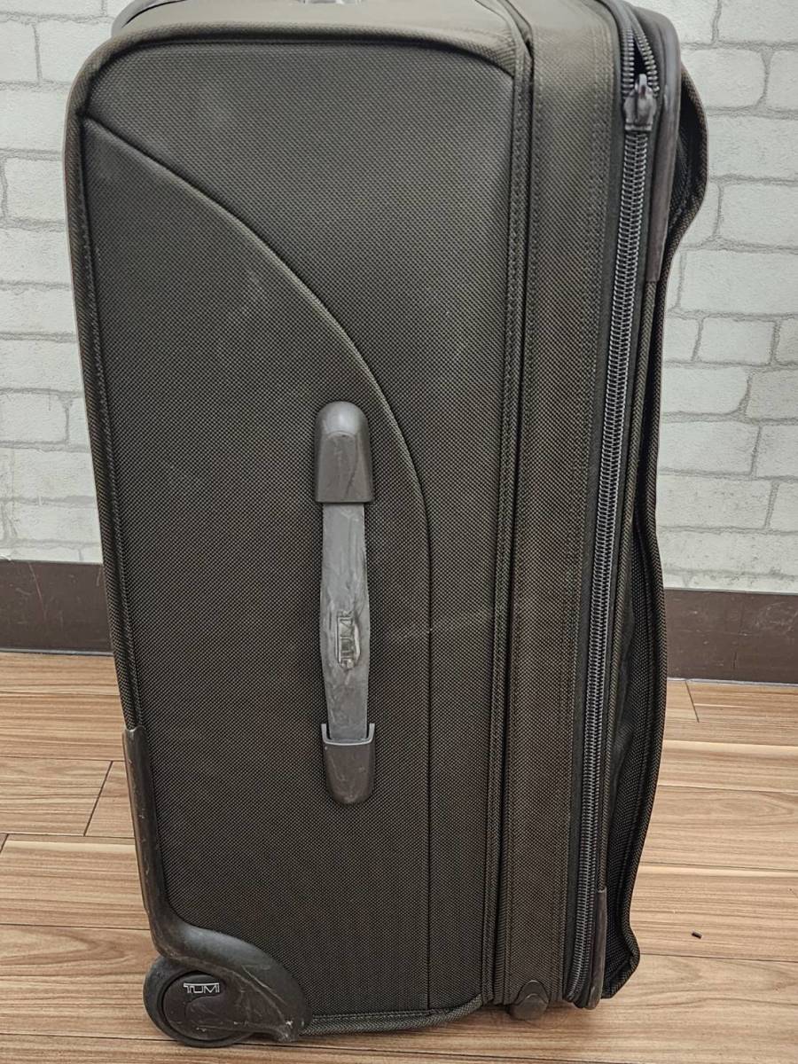 R60119 TUMI Tumi travel Carry case Carry back suitcase 22024BH 2 wheel trunk case caster back 