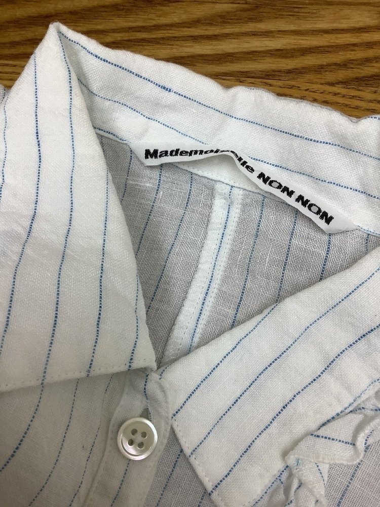 マドモアゼルノンノン 白×ブルーストライプ 麻シャツ サイズMの画像5