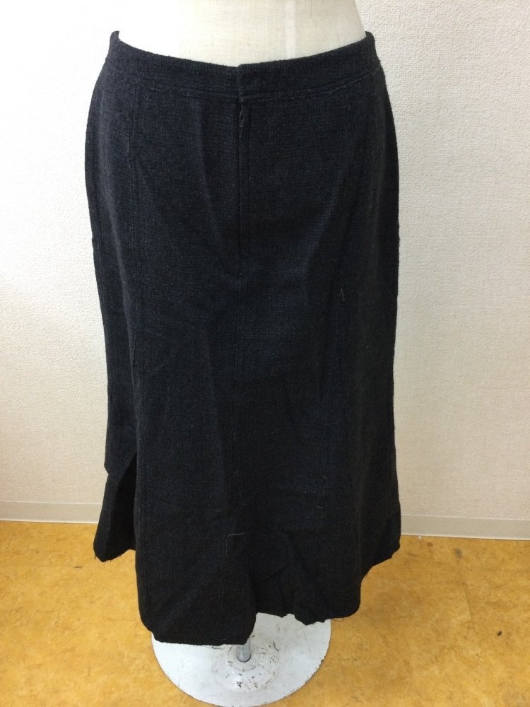 CECI OU CELA すみ黒のウールスカート 裏地はキュプラ 日本製 サイズ40_画像4