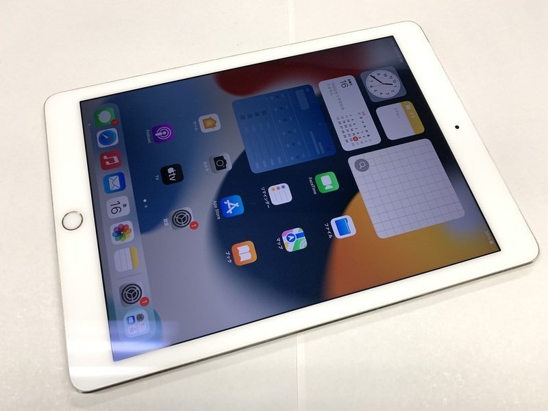再CN979 docomo iPad Air 第2世代 Wi-Fi+Cellular 64GB ゴールド 判定○ ジャンク ロックOFF