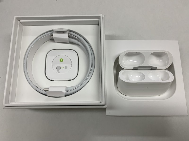 再CS402 AirPods Pro 第1世代 A2084 ジャンク