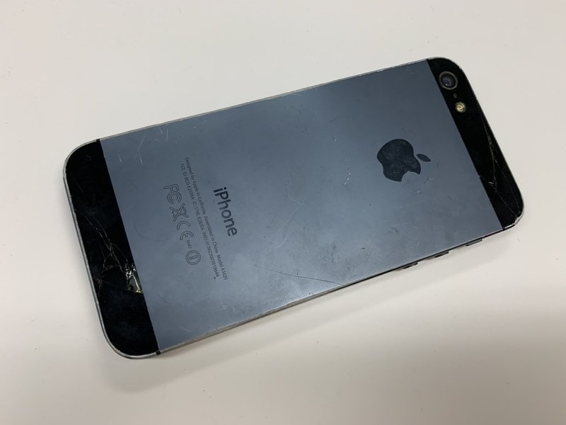 DX878 SoftBank iPhone5 ブラック 16GB 判定○ ジャンク ロックOFF_画像2