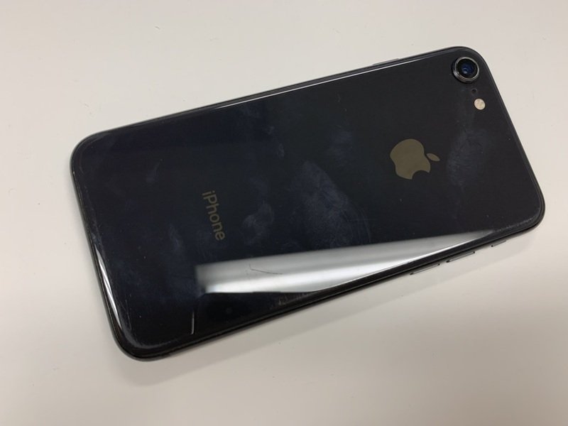 DU913 SIMフリー iPhone8 スペースグレイ 256GB ジャンク ロックOFF_画像2