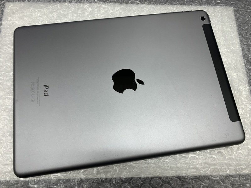 JD777 au iPad Air 第1世代 Wi-Fi+Cellular A1475 スペースグレイ 16GB 判定○_画像2