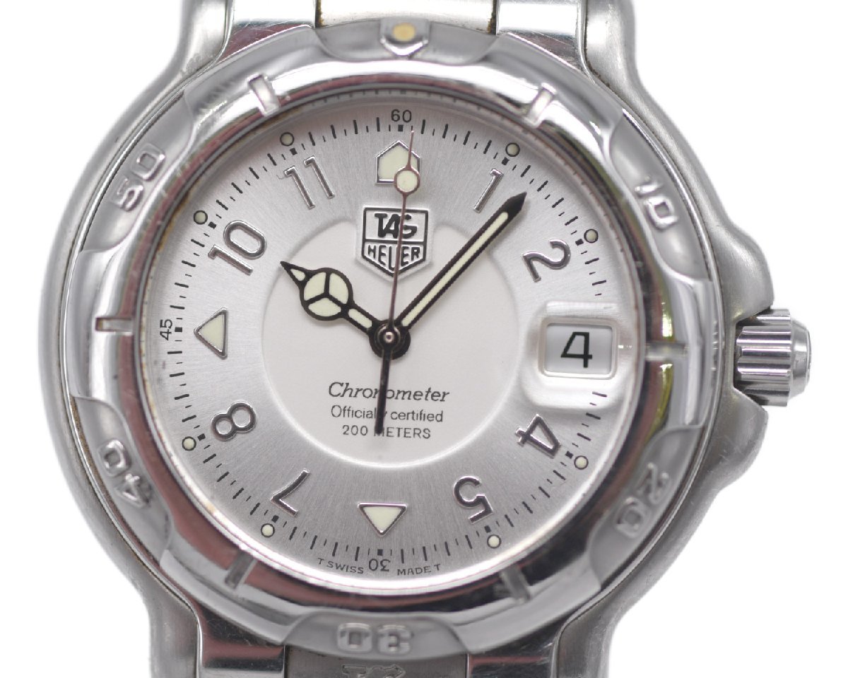 [中古品] 稼働品【TAG Heuer】タグホイヤー 6000シリーズ プロ 200ｍ WH5111 メンズ シルバー文字盤 クロノメーター 自動巻 中古品_画像2