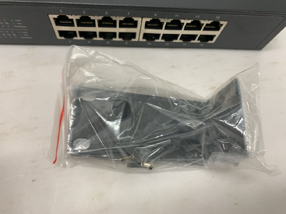 【WR-0008】TP-link 16-Port Gigabit TL-SG1016S ACコード欠品【千円市場】の画像6