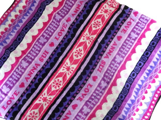 新品未使用　正規品　アナスイ ANNA SUI　バスタオル　タオル　　日本製　ロゴ柄　綿100％　ピンク×パープル