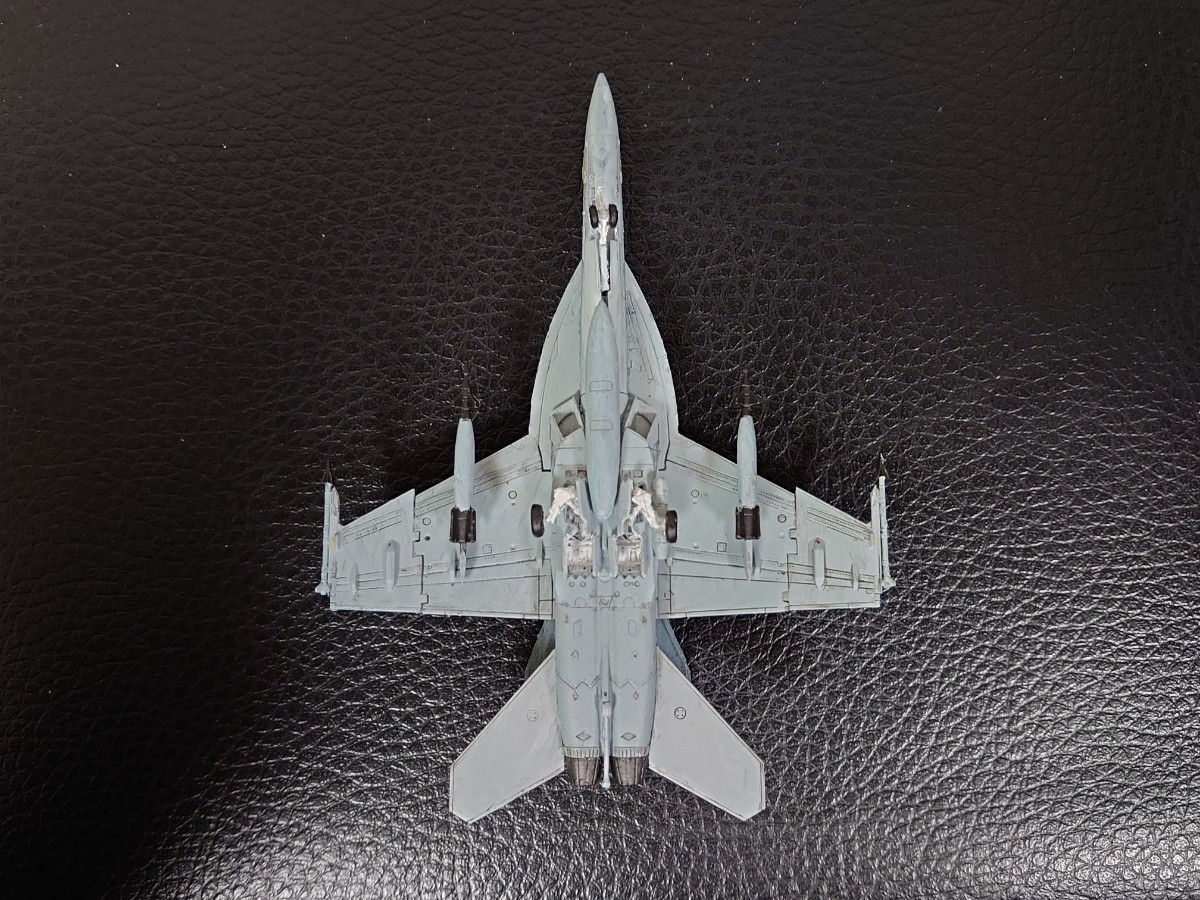 F-18 F/A-18E スーパーホーネット トップガン マーヴェリック ダガー2 ルースター搭乗機仕様 完成品 1/144 TOPGUN アメリカ海軍 の画像8