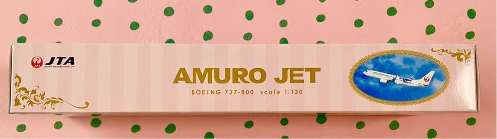 安室奈美恵 飛行機 AMURO JET モデルプレーン ボーイング 737-800 木製台座タイプ JAL アムロジェット _画像3