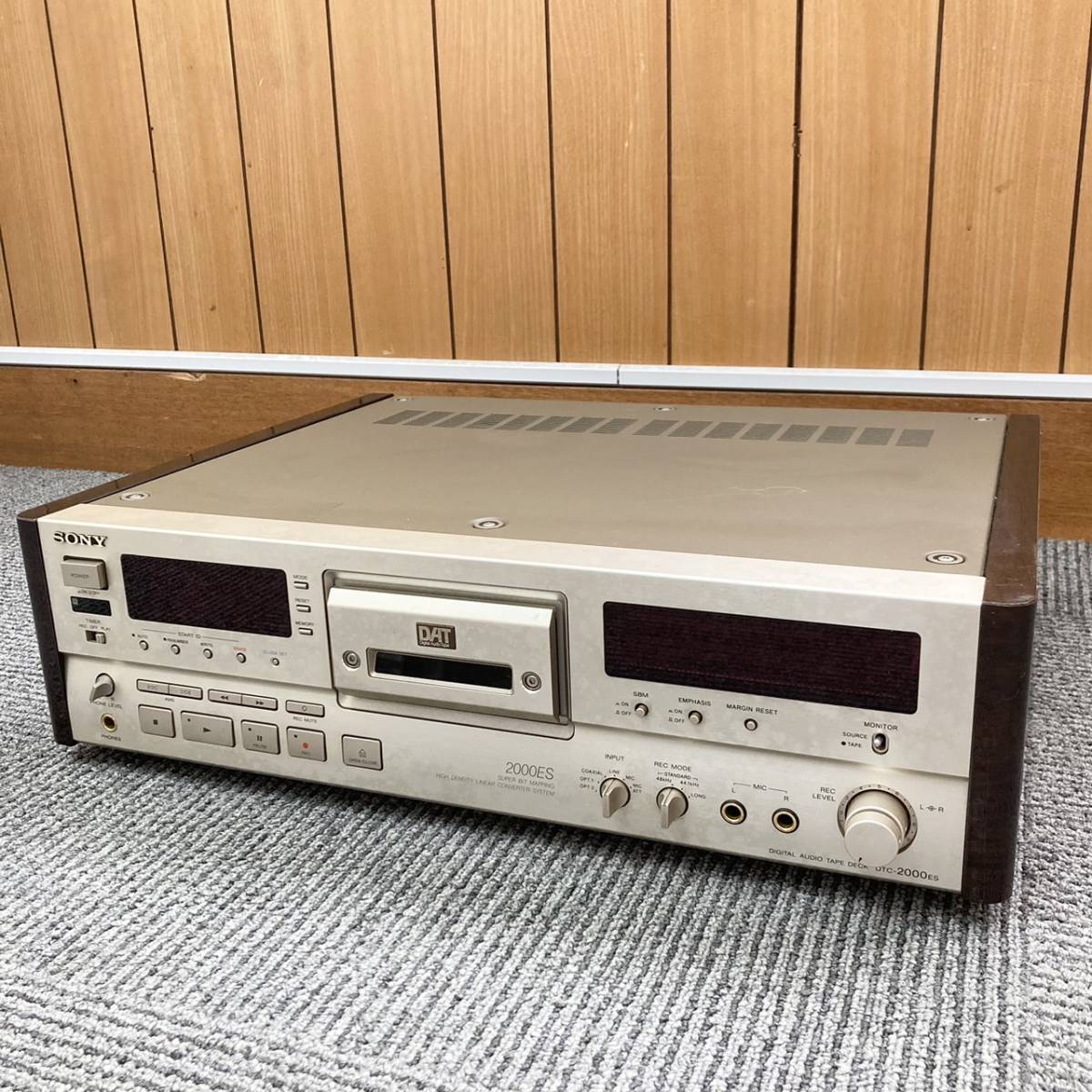 SONY(ソニー) デジタルオーディオテープデッキ リファレンスDATデッキ DTC-2000ES／1993年 平成5年 現状品 当時品 中古_画像1