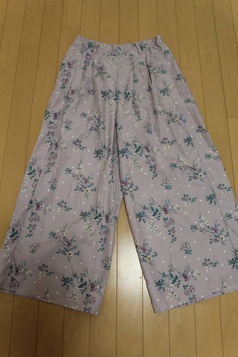 【ナイスクラップ（NICE CLAUP）】 花柄 ワイド パンツ Ｆサイズ 中古_画像9