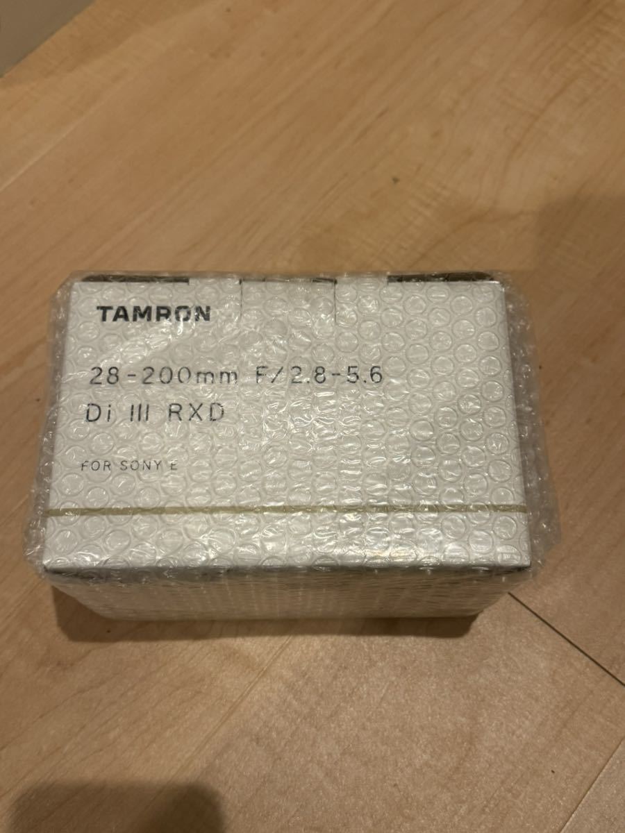 TAMRON 28-200mm F2.8-5.6 DI III RXD A071_画像1