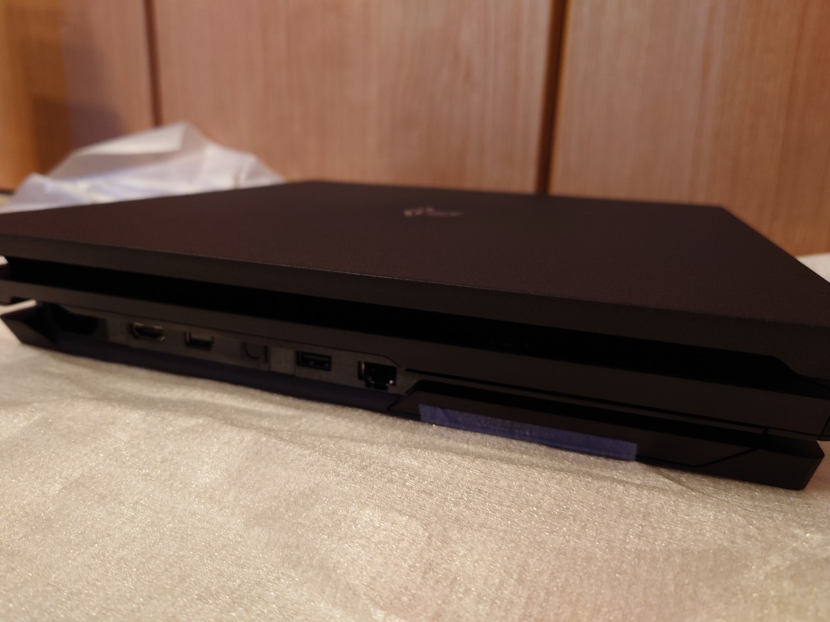 送料込 良品 PS4 Pro 本体 ブラック CUH7000B 1TB 付属品完備 初期化・動作確認済 SONY PlayStation プレイステーション_画像6