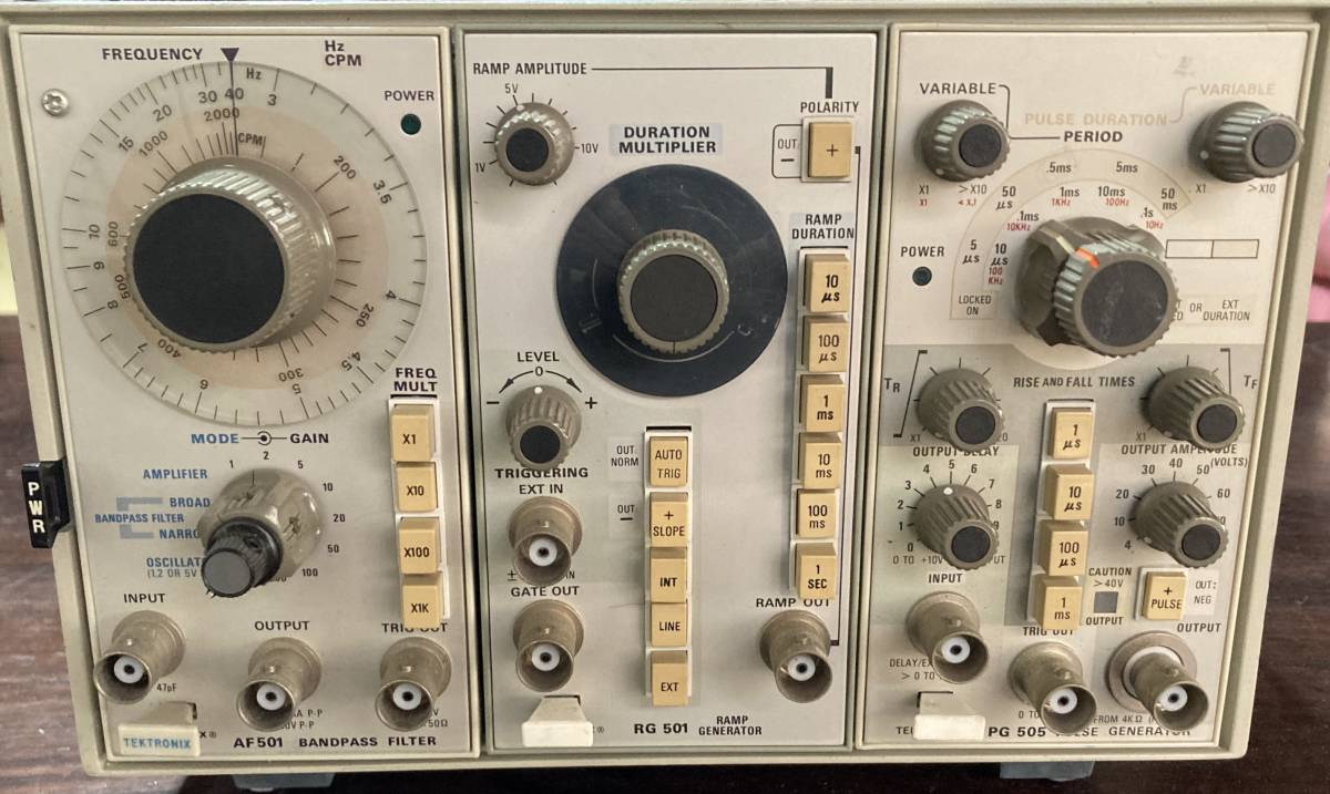 Tektronix TM-503 モジュール,パルス発振器/ランプ波発振器/バンドパスフィルター組込,回路図/取説CD付,スイッチ接触不良あり,動作確認_画像6