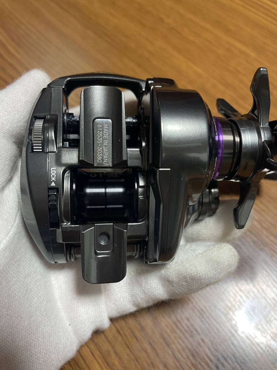 管理IDr40 極美品 ダイワ 19スティーズ CT SV TW 700XHL 左 LEFT 管理IDr40 極美品 ダイワ 19スティーズ CT SV TW 700XHL 左 LEFT