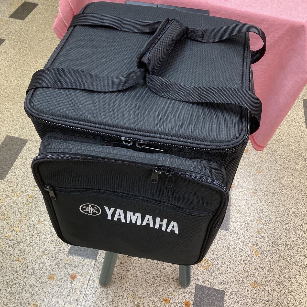 YAMAHA ポータブルPA STAGEPAS 200 BTR ケース付 _画像7