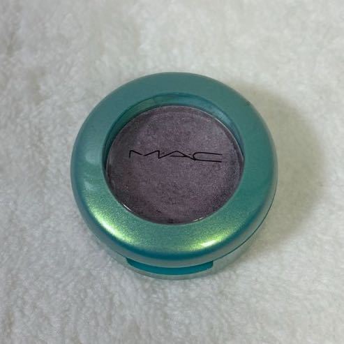 MAC small eyeshadow MANCATCHER