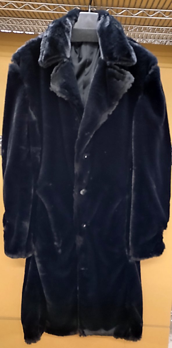 訳あり品 172757-bk BLACK VARIA 柔らかフェイクファー 3釦 シングル ロングコート 無地 メンズ (ブラック黒) L 日本製 細身 エコファー_難あり品の画像です
