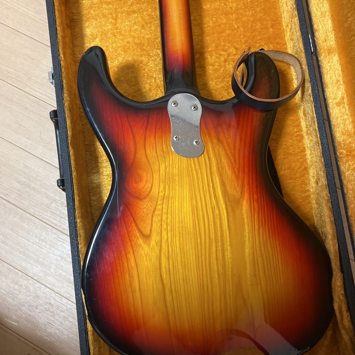 Mosrite_画像4