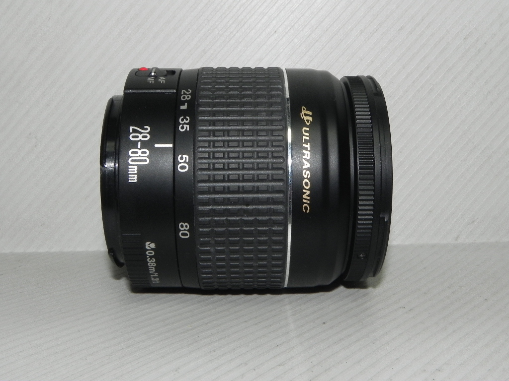 Canon EF 28-80mm f/3.5-5.6 V　USM　レンズ_画像1