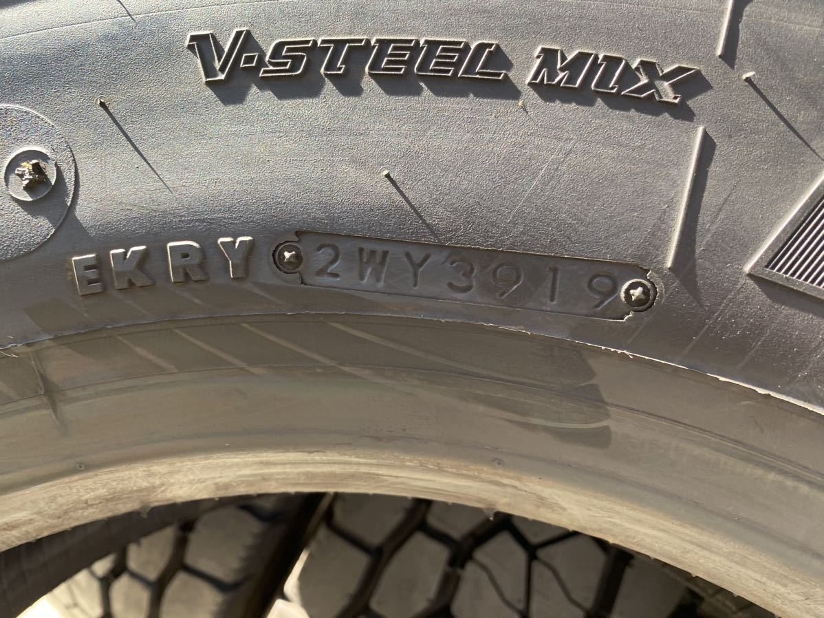 265/70R19.5 140/138J ブリジストンV-STEEL MIX M800 ミックス6本　2019年製　　未使用に近い　265/70/19.5 大型タイヤ　埼玉引き取り可能_画像8