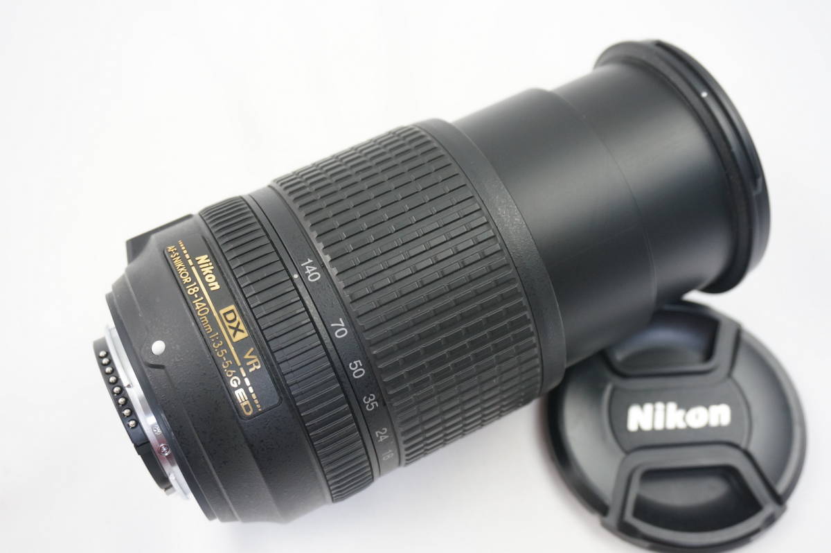 【極上美品】 Nikon AF-S DX NIKKOR 18-140mm f/3.5-5.6 G ED VR #310_画像3
