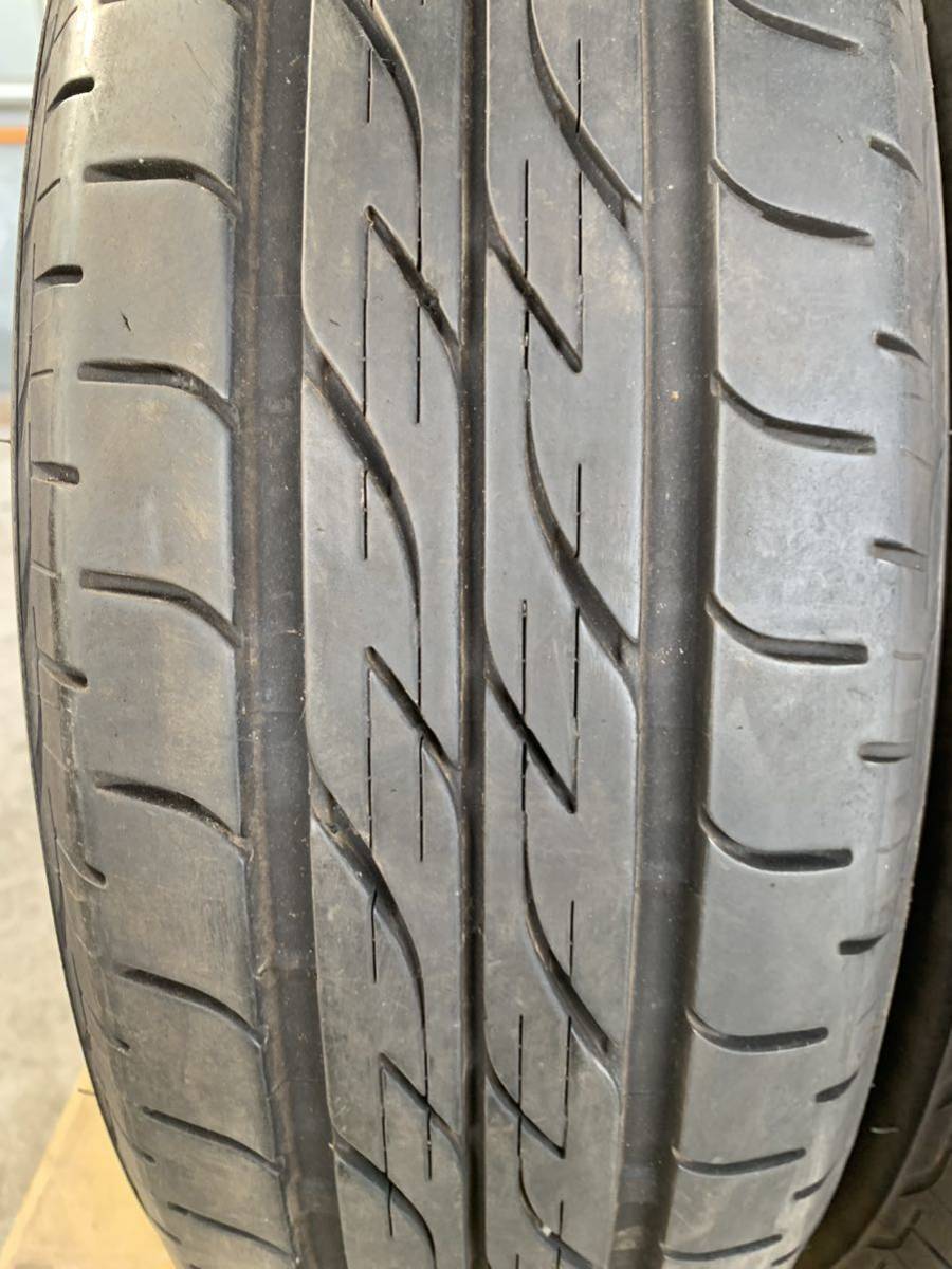 送料込み！175/60R16 BRIDGESTONE NEXTRY 21年製 4~5mm 中古タイヤ２本_画像2