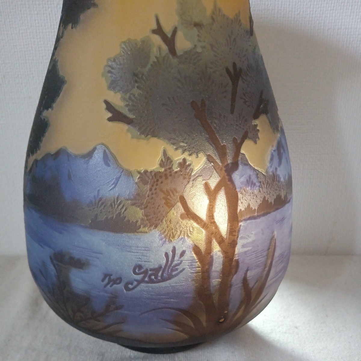 エミール・ガレ 山景紋 花器  花瓶 カメオ彫 アールヌーボー 骨董 アンティ西洋美術の画像6