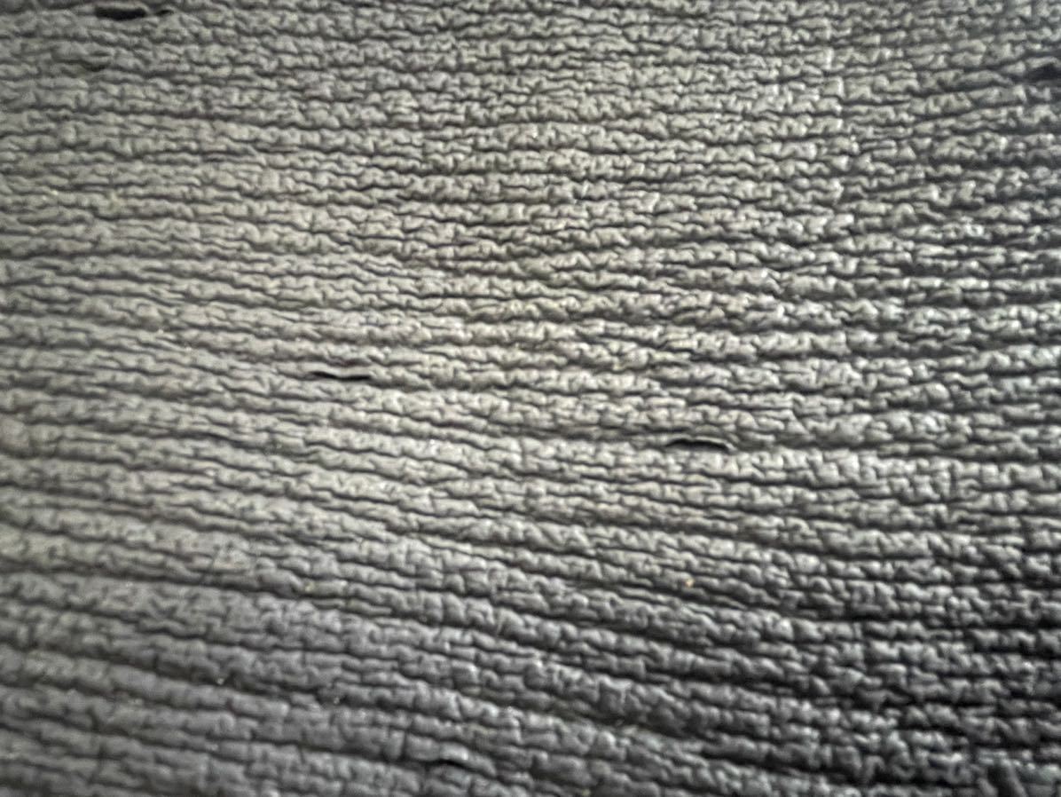 超ウルトラMAX激レア革 クジラの革 鯨の革ホエールレザー whale leather ブラック 厚さ2 6mm〜3mm 端の肉厚の部分は3mm以上あります| 超ウルトラMAX激レア革 クジラの革 鯨の革ホエールレザー whale leather ブラック 厚さ2 6mm〜3mm 端の肉厚の部分は3mm以上あります|