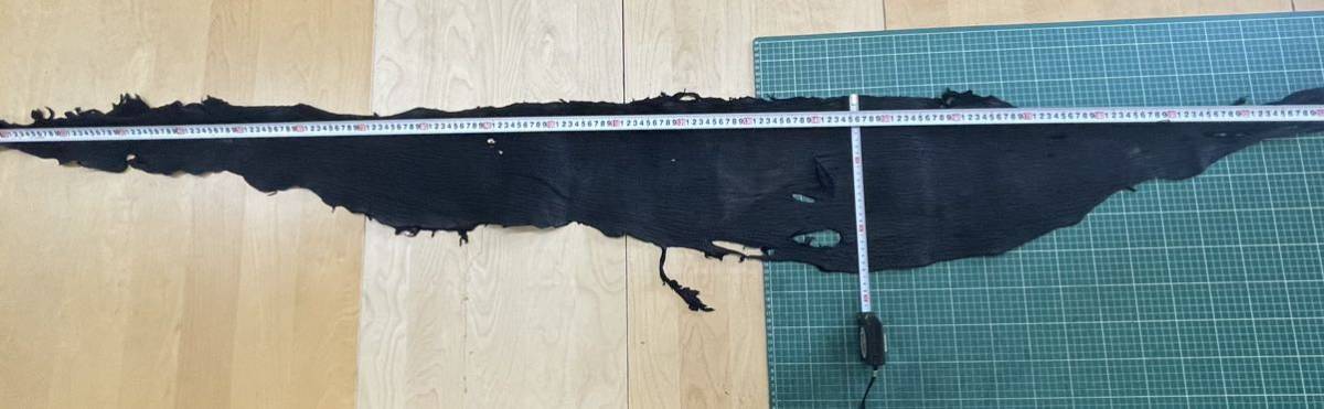 超ウルトラMAX激レア革 クジラの革 鯨の革ホエールレザー whale leather ブラック 厚さ2 6mm〜3mm 端の肉厚の部分は3mm以上あります| 超ウルトラMAX激レア革 クジラの革 鯨の革ホエールレザー whale leather ブラック 厚さ2 6mm〜3mm 端の肉厚の部分は3mm以上あります|